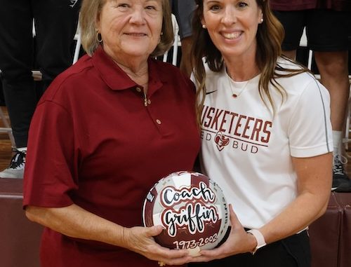 vball sandy and erin cropped